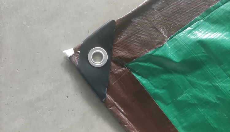 Prelata PE 8'x10' 110GSM maro verde pentru protectia capacului Prelata PE 8'x10' 110GSM maro verde pentru protectia capacului